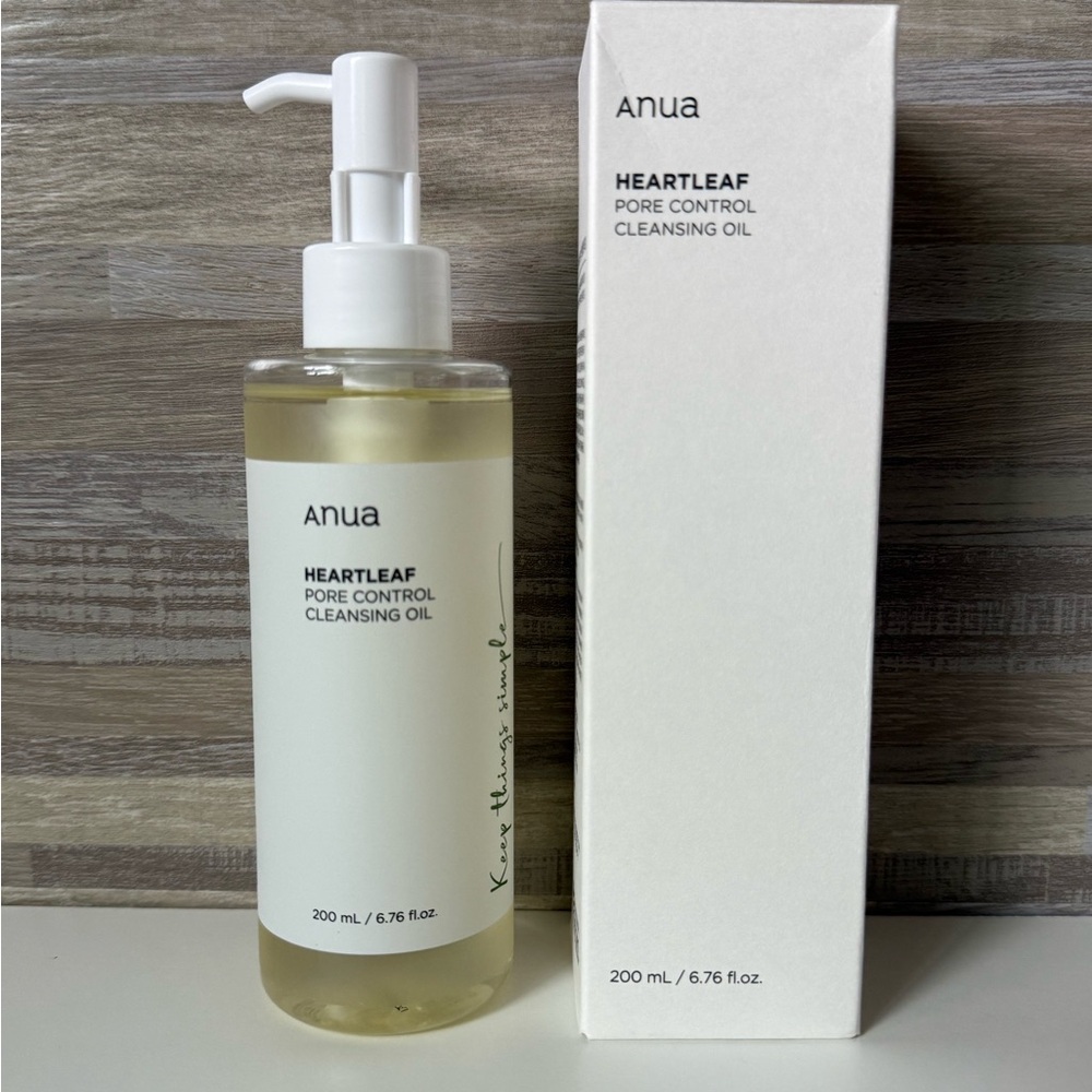 Anua Heartleaf Cleansing Oil